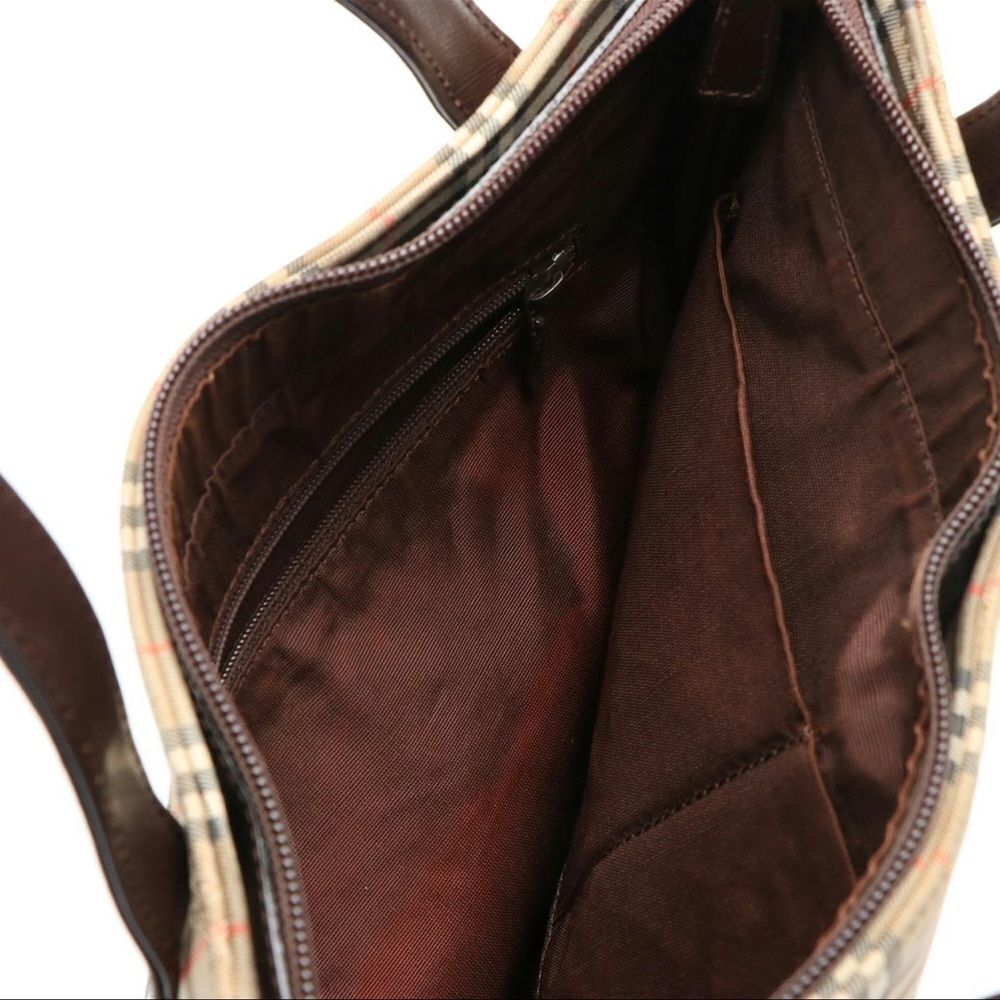 BURBERRY Horsefeather Leather Trimmed Tote. P12 - Picture 5 of 8